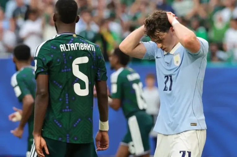 Uruguay-empató-con-Arabia-Saudita-en-su-debut-mundialista-Elonce-com-06-16-2026_01_27_AM